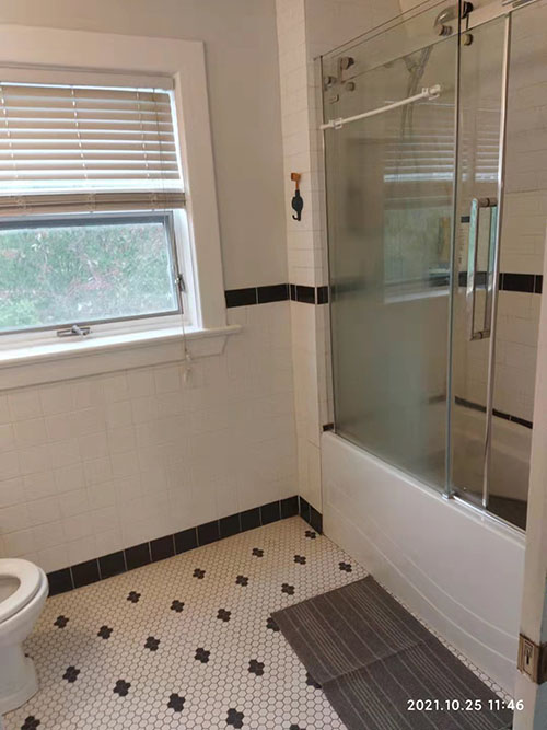 bath1.jpg