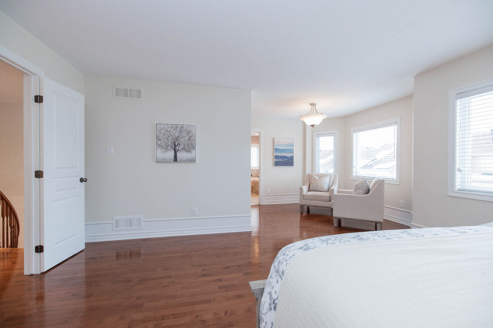 virtual-tour-323104-49.jpg