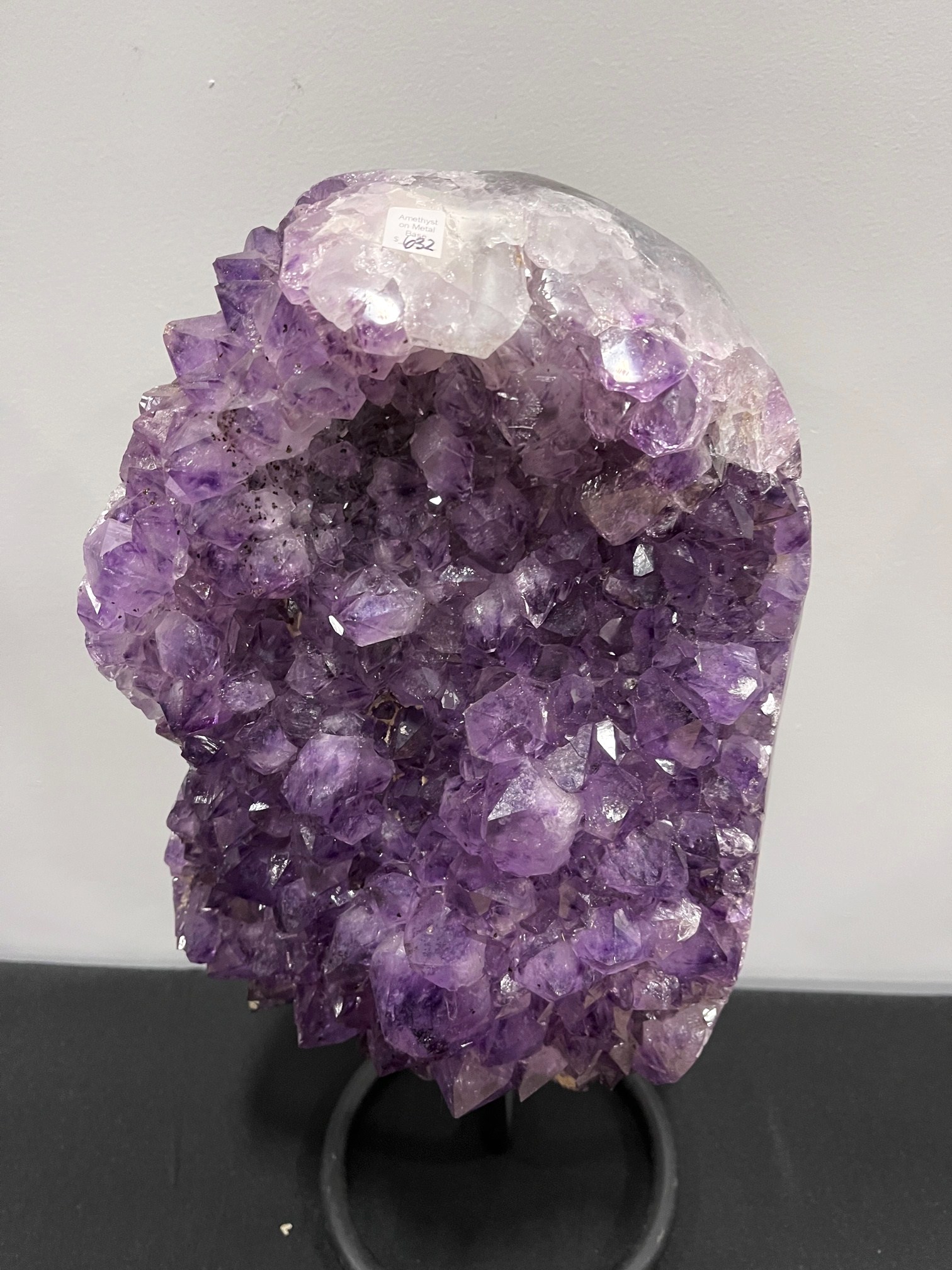 Big mass of Amethyst_IMG_3878.jpg