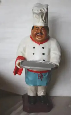 chef statue.jpg