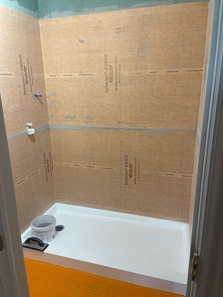 B4360E1941C54EAD920B3567436D5B6D.jpg