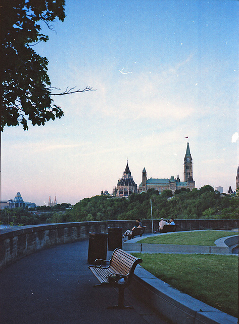 7475018748_4d6f7a82ca_z.jpg