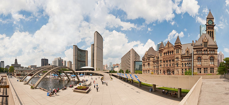 800px-Nathan_Phillips_square_-_Toronto.jpg