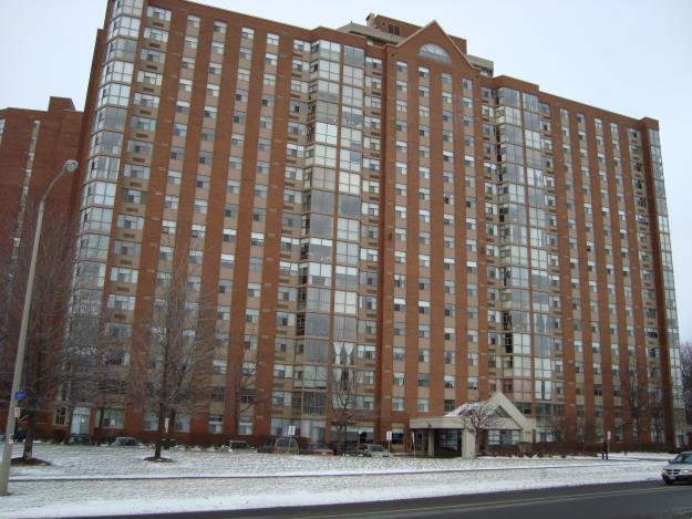 1293216983_150406094_1-Condo-for-sale-South-Keys-Ottawa-South-Keys.jpg