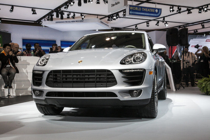 toronto-auto-show-cias-gallery-photos-highlights-pics-reveals-2014-36-1.jpg