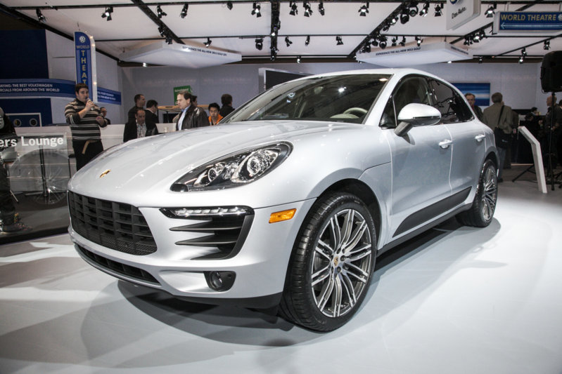 toronto-auto-show-cias-gallery-photos-highlights-pics-reveals-2014-37-1.jpg