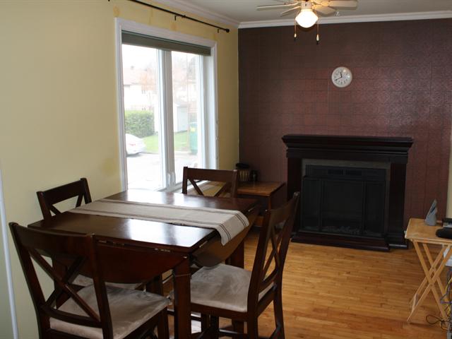 9740686-7.jpg