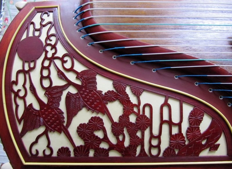 guzheng - double crane - tail.JPG