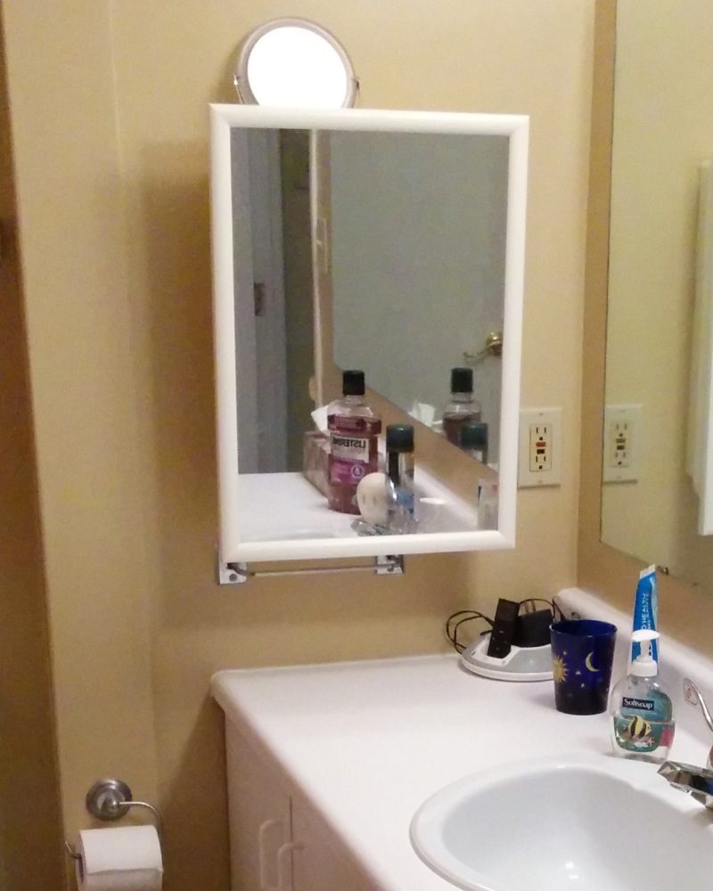 mirror1.jpg