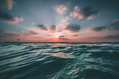 ocean-918897_1280.jpg