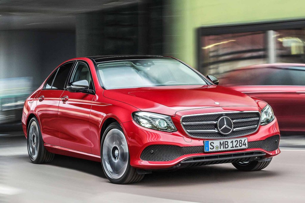 01_Mercedes-Benz_E-Class_2016.jpg