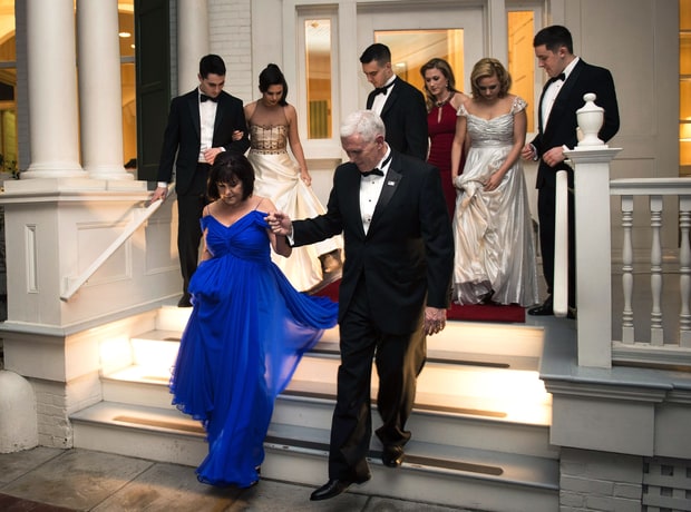 pence-05348746-3bcc-43ef-865b-6b9bbdf64441.jpg