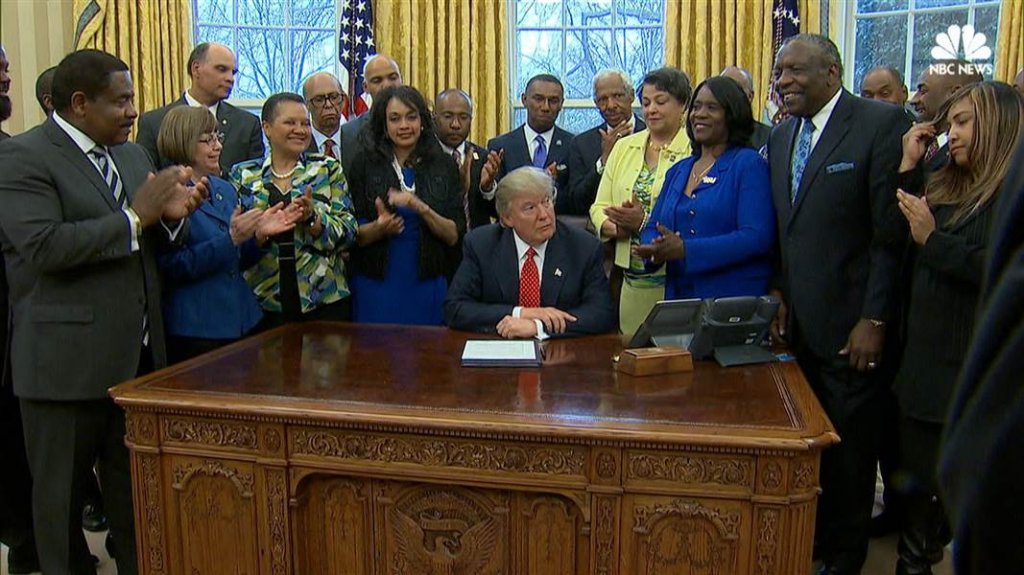 f_trump_hbcu_executive_order_170228_nbcnews-ux-1080-600.jpg