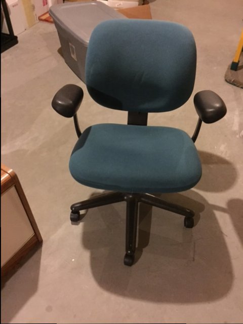 Officechair.JPG