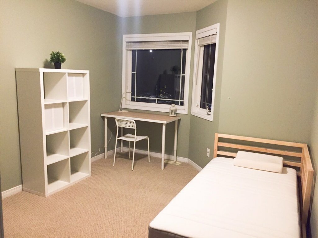 room1.jpg