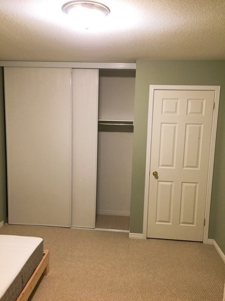 room2.jpg