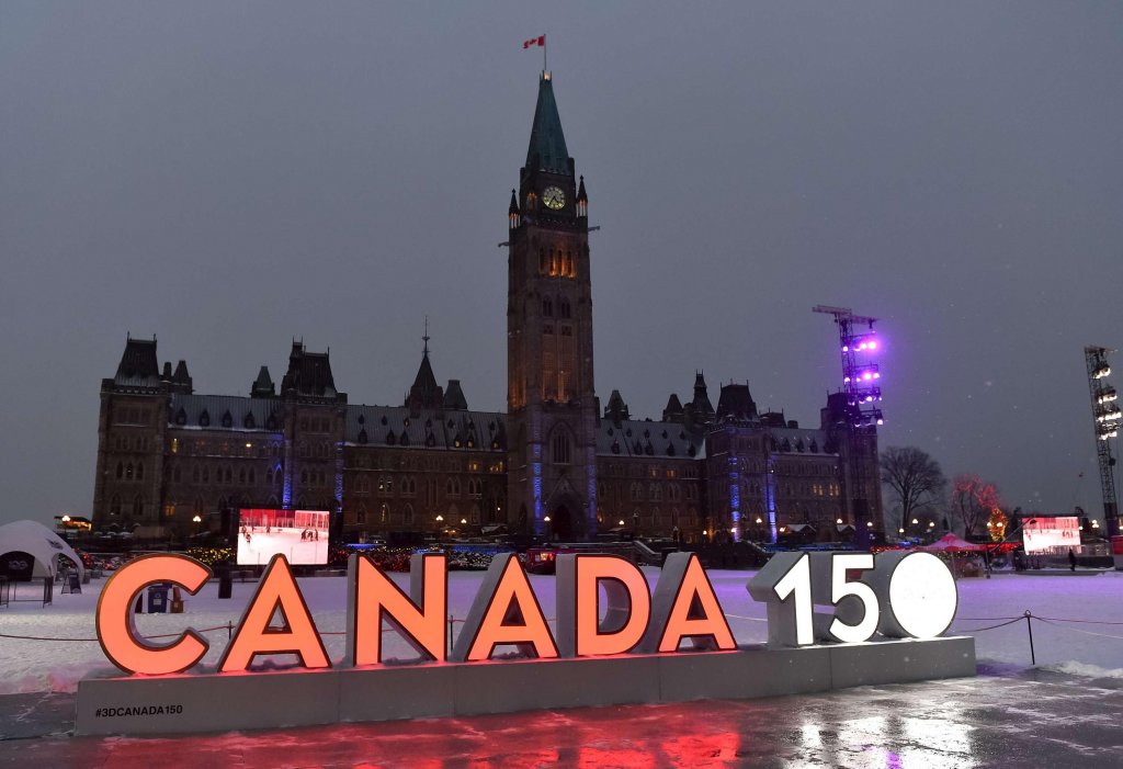 26802561-5bf7-4eac-b249-97741881a818-ParliamentHillCanada150.jpg