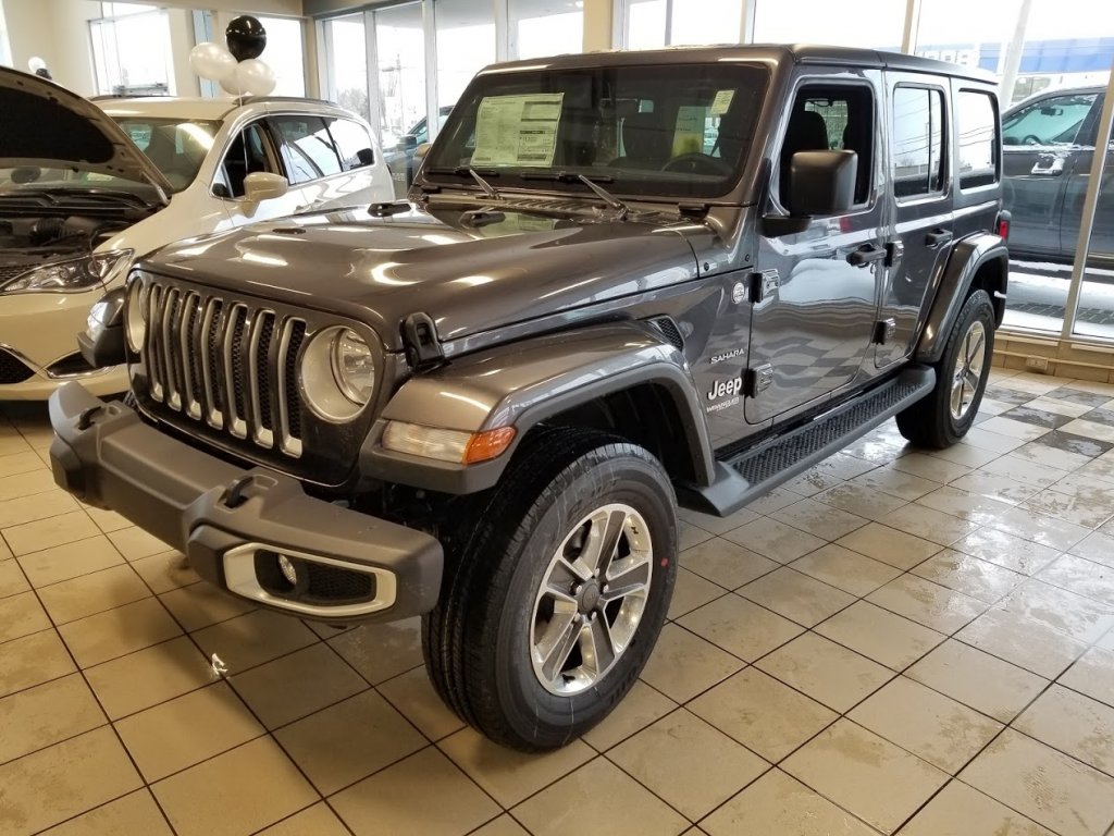wrangler gray1.jpg