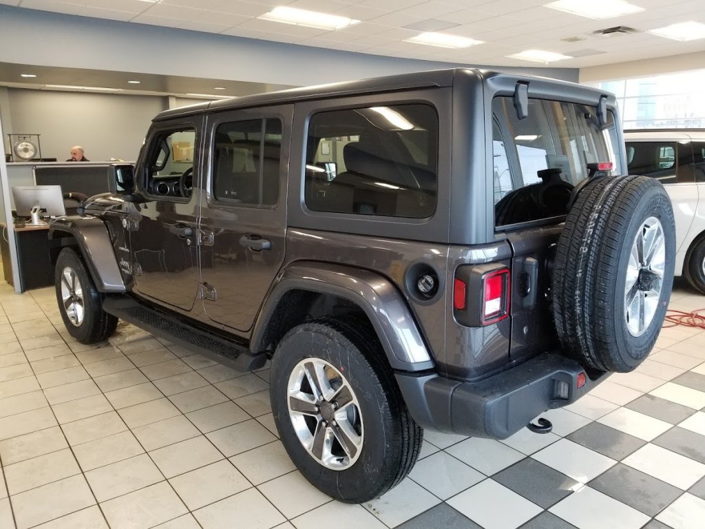 wrangler gray3.jpg