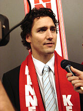 Justin_Trudeau_supporting_Gerard_Kennedy_2.jpg