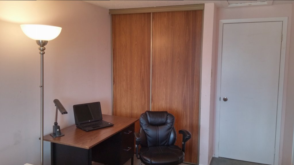Room B extra pic 5.jpg