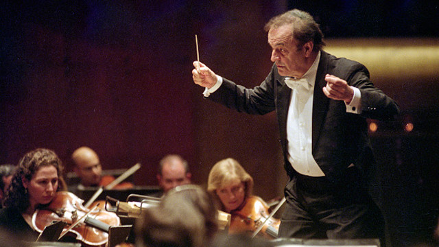 dutoit-2004_file.jpg