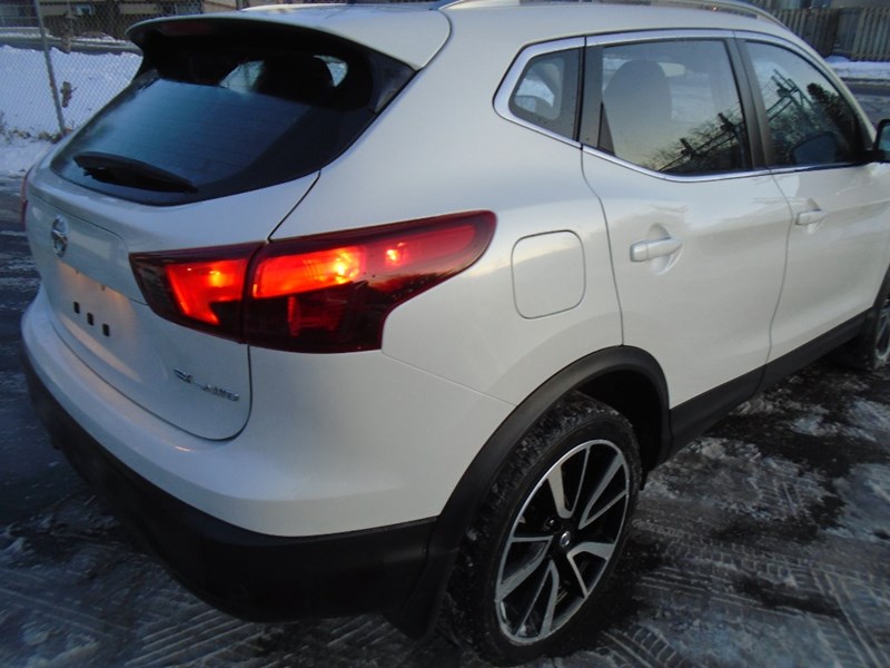 2019-Nissan-Qashqai-SL-91459-3_20191114062907360.jpeg