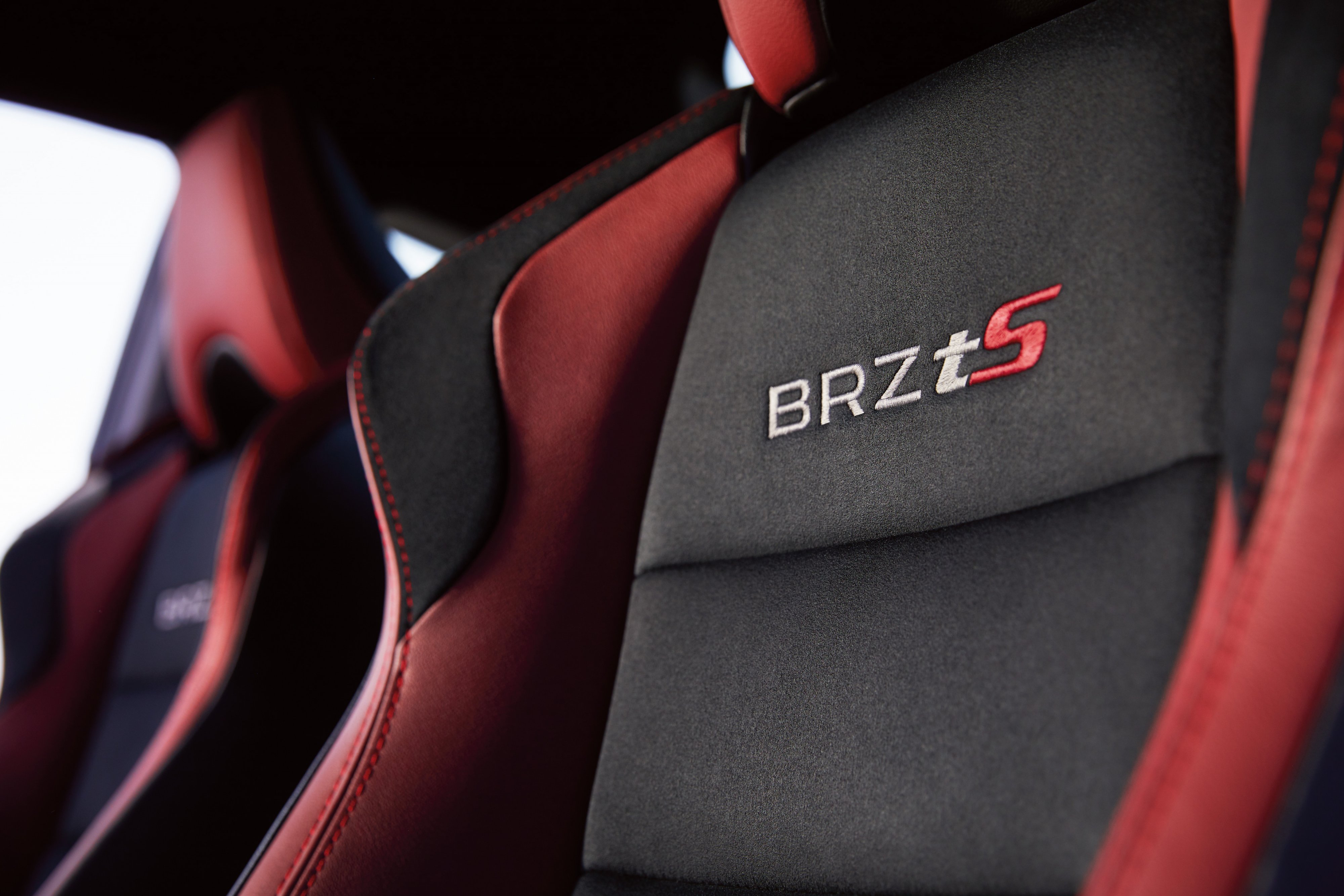 20brzts_seats.jpg