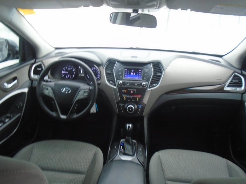 2017-Hyundai-Santa-Fe-XL-Base-61495-11_20200212105959849.jpeg
