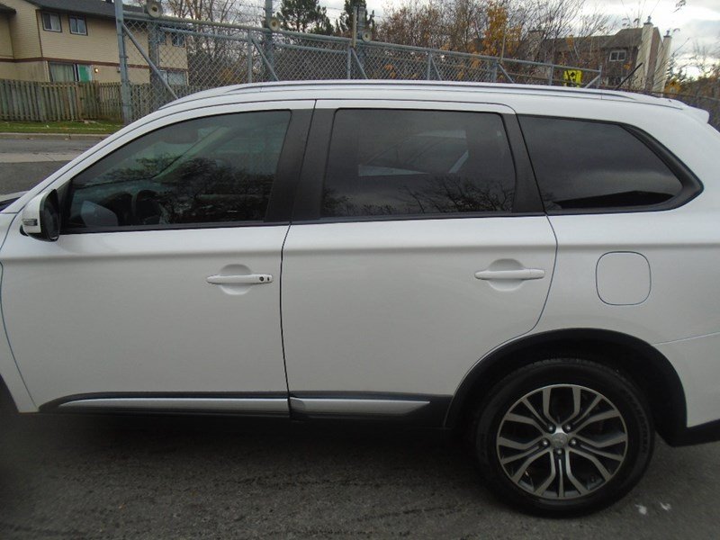 2016-Mitsubishi-Outlander-SE-91403-2_20191111094213756.jpeg