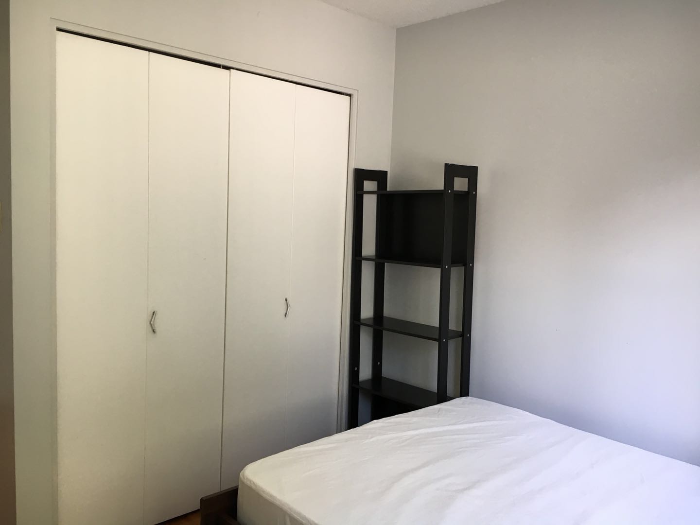 room3-2.jpg