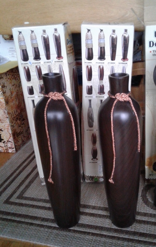 2 resin vases - Copy.jpg