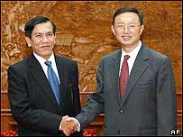 _44141368_china-burma-body.jpg