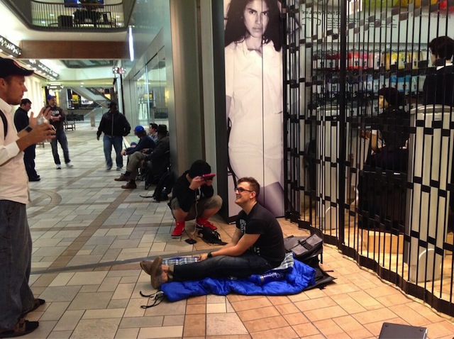 apple-store-rideau.jpg
