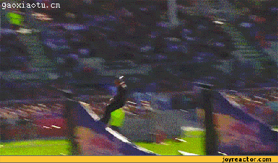 70e0a133gw1e7vsxyahu5g20b206iqv5.gif
