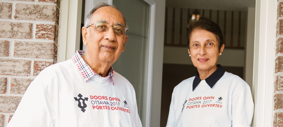 doors_open_volunteers.jpg