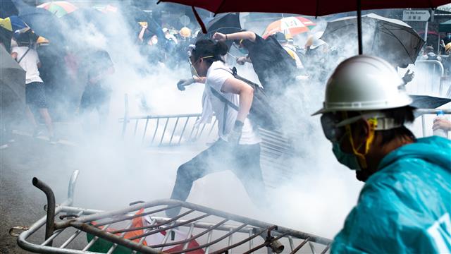 061219hkprotest_640x360.jpg