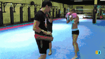 70e0a133gw1eoqkoncsnkg20a005mb29.gif