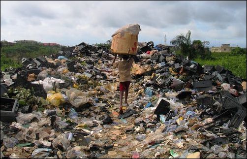 1663597_basel-network-image-ewaste-dump_thumb.jpg