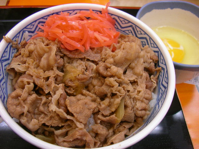 Gyudon_by_jetalone_in_Higashi-Ginza%2C_Tokyo.jpg