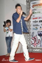 U2190P28T3D3354154F346DT20110708005506_small_h.jpg
