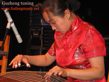 guzheng_tuning.jpg