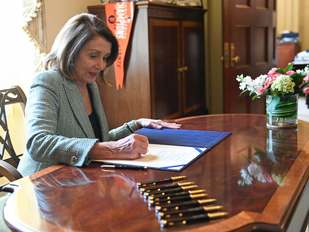 nancy-pelosi-signs-resolution-ap-jc-190314_hpMain_4x3_992.jpg