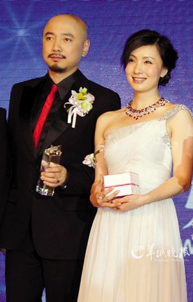 U996P28T3D3297499F326DT20110502164139.jpg
