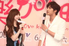 U1584P28T3D3326314F346DT20110605130322_small_h.jpg