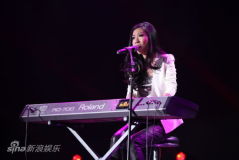 U4175P28T3D3741214F346DT20120913232501_small_h.JPG