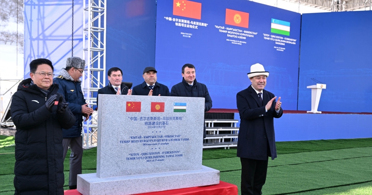 www.voachinese.com