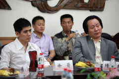 U4611P28T3D3627290F326DT20120510225019_small_h.jpg