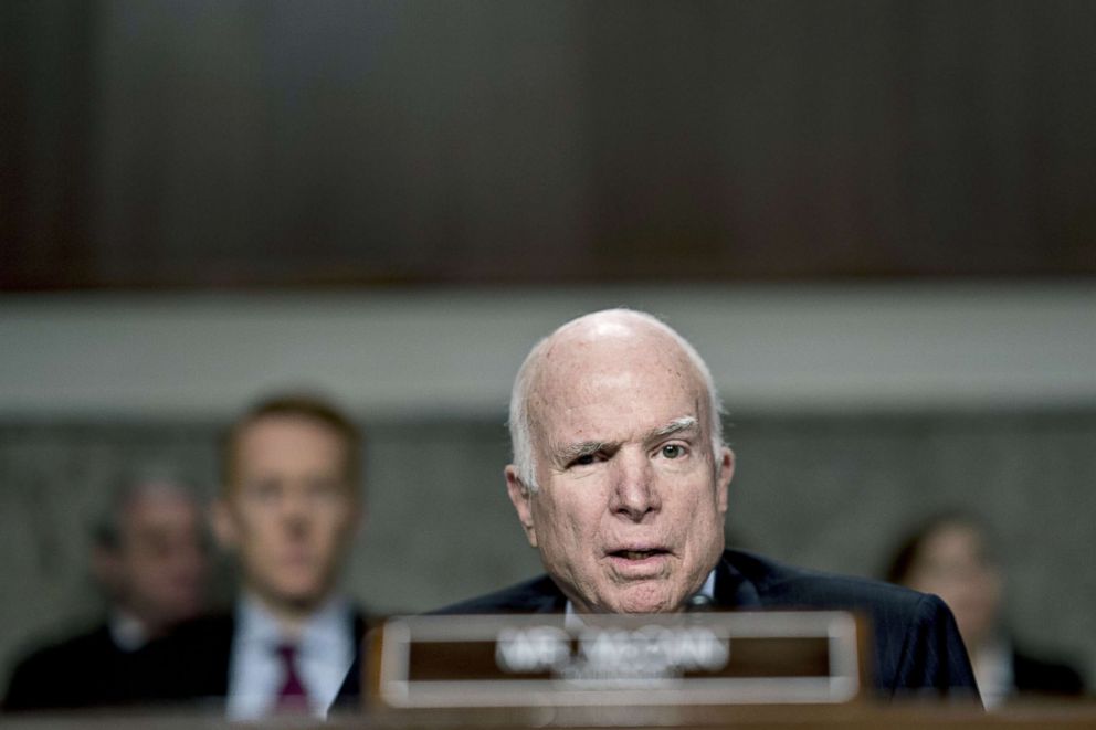 john-mccain-file-02-gty-jef-180716_hpEmbed_3x2_992.jpg