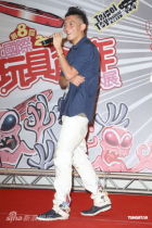 U2190P28T3D3354155F346DT20110708005510_small_h.jpg